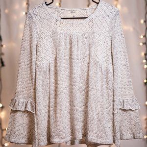 Bell Sleeved Thin Sweater